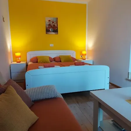 Gostinjska kuća Soba Gracijela 3*