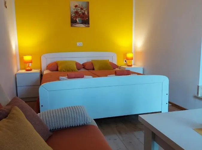 Gostinjska kuća Soba Gracijela 3*